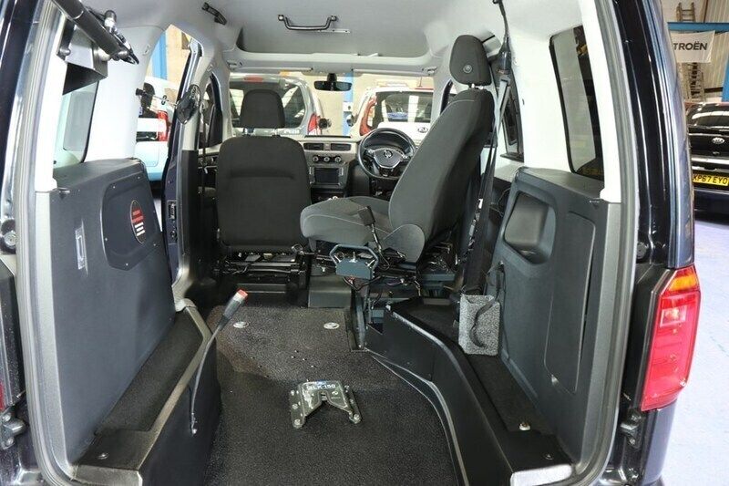 Used 2020 VW Caddy Life MPV | £25,750 - Image 1/1