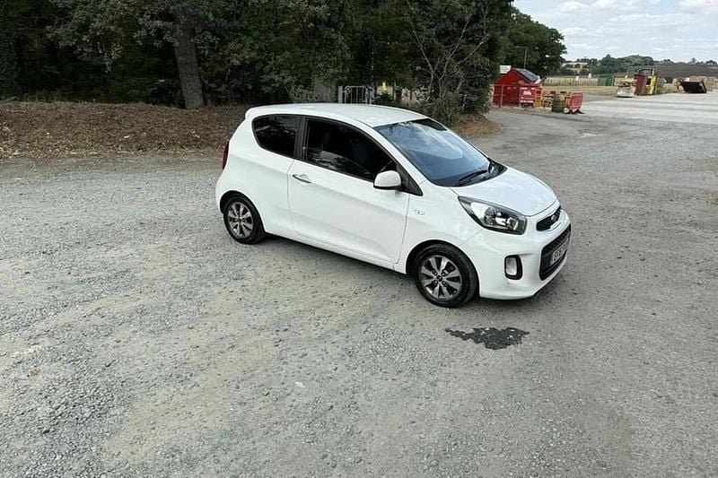 White Used 2016 Kia Picanto Hatchback | £2,795 (Good price) - Image 1/1