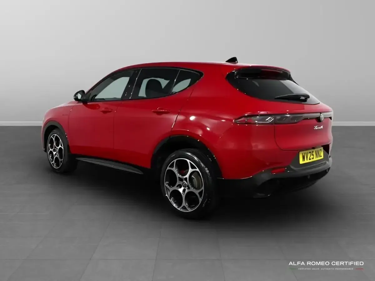 Used Alfa Romeo Tonale Veloce 158 HP (116 kW) 2025 Red SUV