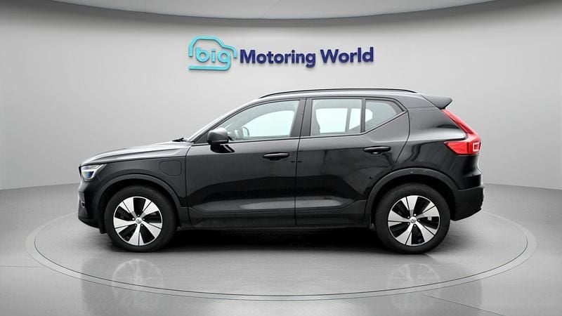 Used Volvo XC40 Plus 211 HP (155 kW) 2022 Black SUV