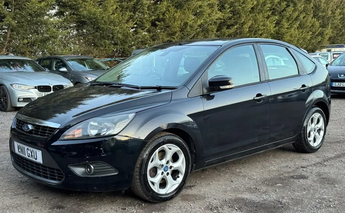 Second-hand Ford Focus Sport 99 CP (72 kW) 2011 Negru Hatchback