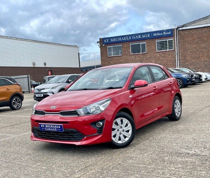 Red Used 2021 Kia Rio 2 Hatchback | £10,895 (Fair price) - Image 1/4