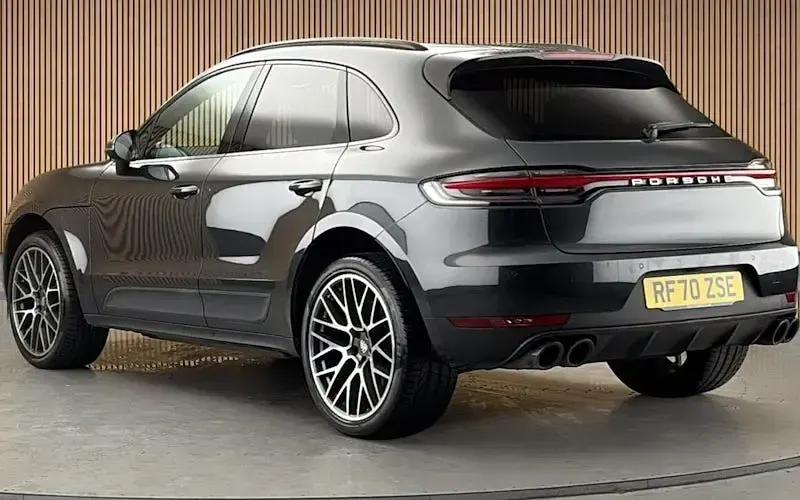 Used Porsche Macan 252 HP (185 kW) 2020 Black SUV