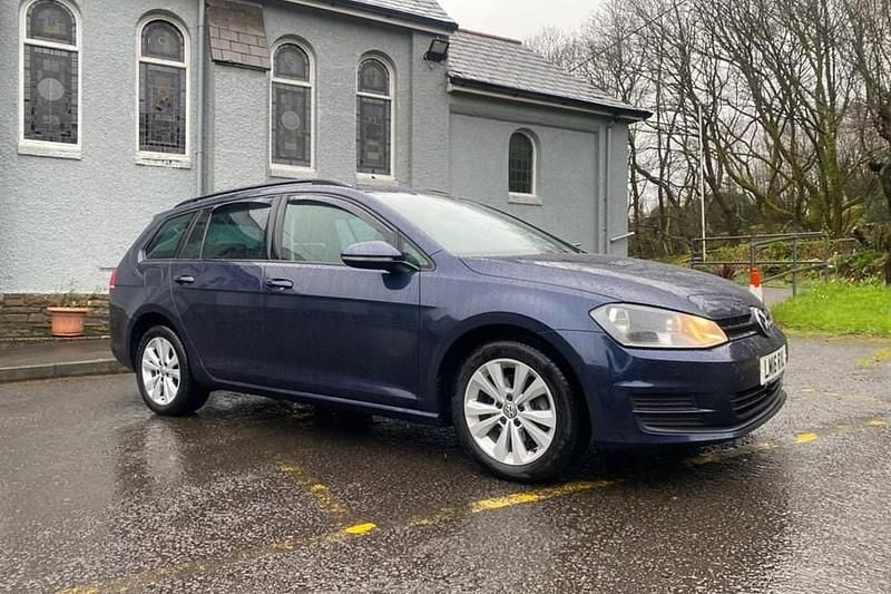 Used VW Golf VII SE 2016 Blue Estate