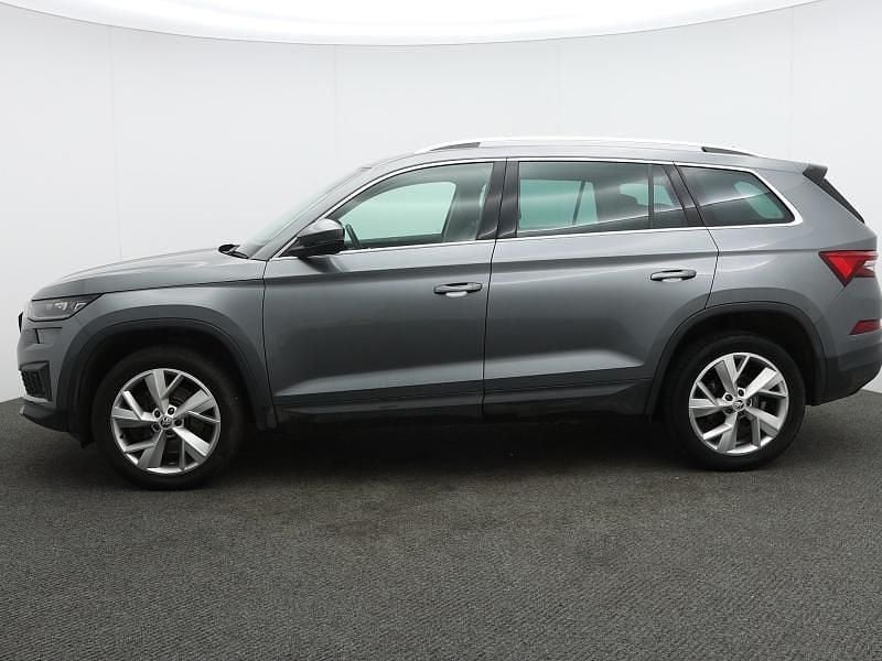 Usado Skoda Kodiaq SE L 150 CV (110 kW) 2023 Gris SUV