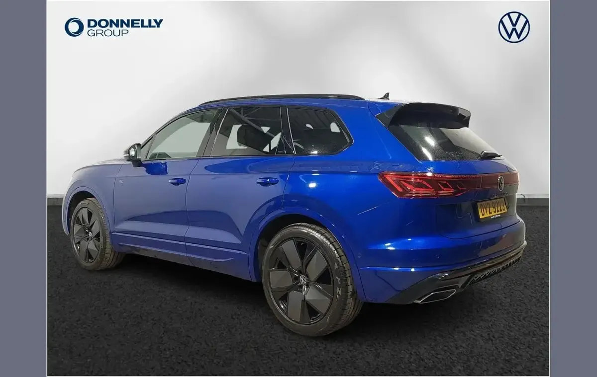 Used VW Touareg Edition 281 HP (206 kW) 2026 Blue SUV