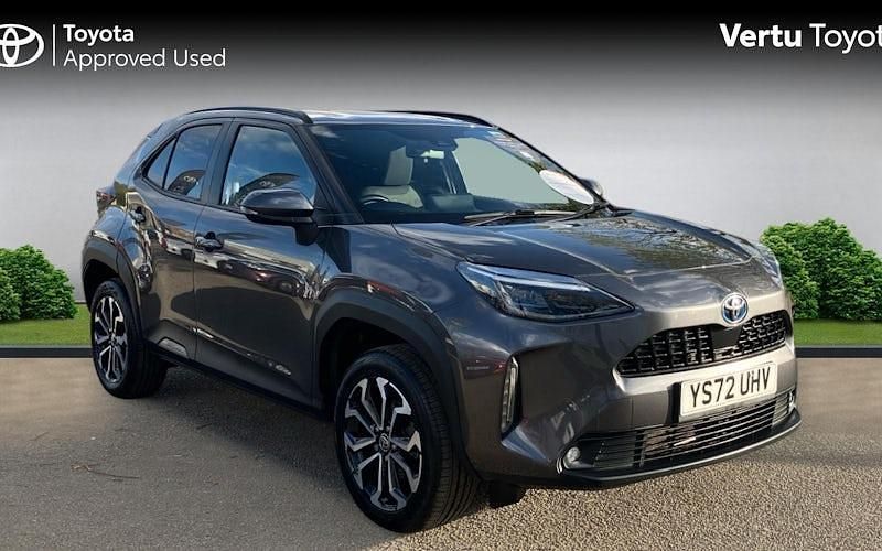 Used Toyota Yaris Hybrid Design 116 HP (85 kW) 2026 Estate