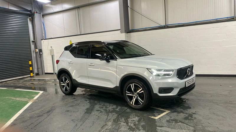 Silver Used 2021 Volvo XC40 R-Design SUV | £19,498 (Fair price) - Image 1/4
