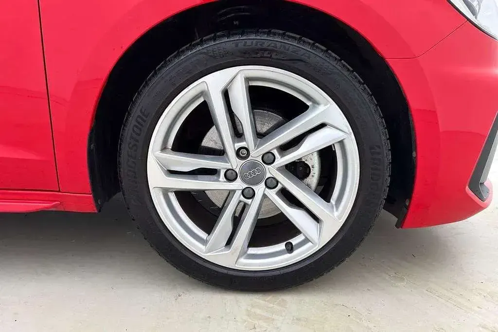 Used Audi A1 S-Line 113 HP (83 kW) 2020 Red SUV