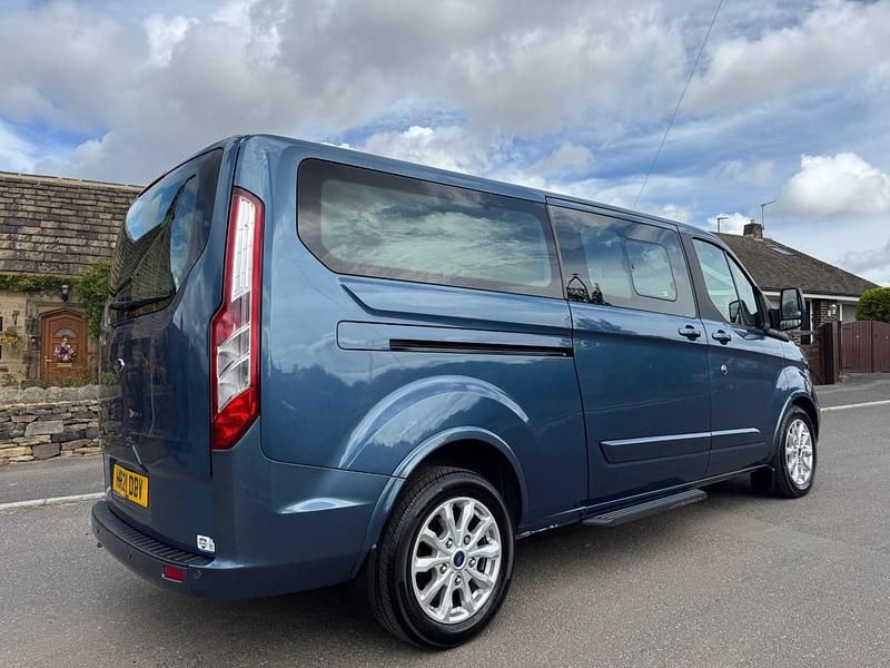 Used Ford Tourneo Titanium 2021 Blue MPV