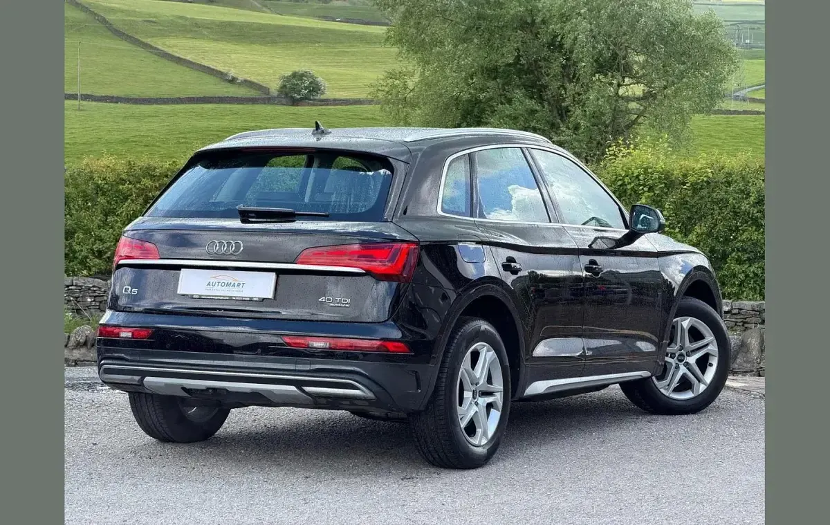 Used Audi Q5 Sport 200 HP (147 kW) 2023 Black SUV