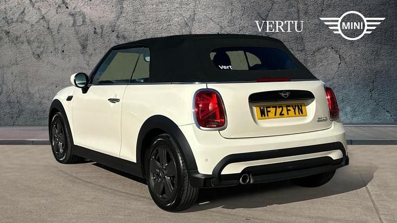 Usado Mini Cooper Classic 134 CV (98 kW) 2022 Blanco Utilitario