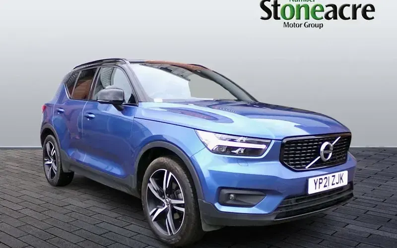 Used Volvo XC40 R-Design 163 HP (119 kW) 2021 SUV