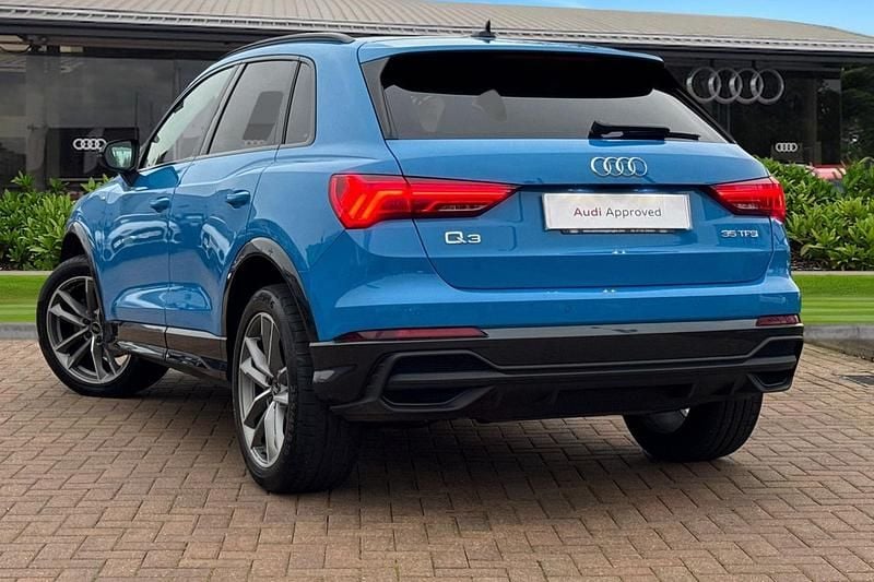 Used Audi Q3 Black Edition 150 HP (110 kW) 2022 Blue SUV