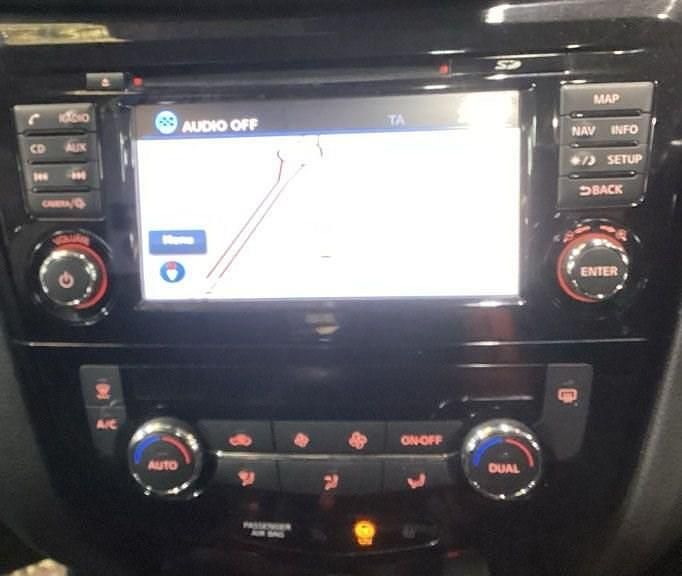 Used Nissan Qashqai N-Connecta 115 HP (84 kW) 2018 Black SUV