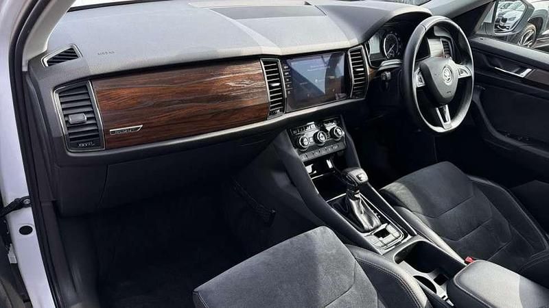 Used Skoda Kodiaq Scout 4x4 186 HP (136 kW) 2018 White  SUV