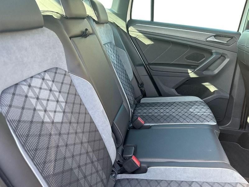 Used VW Tiguan R-line 190 HP (139 kW) 2022 White SUV