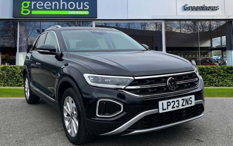 Used 2025 VW T-Roc Style SUV | £25,252 (Fair price) - Image 1/4