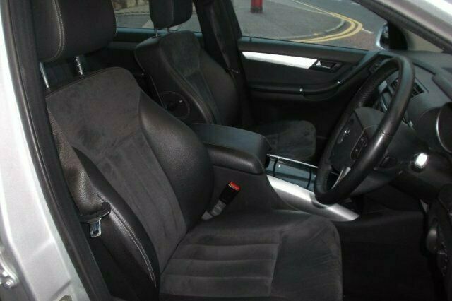 Used Mercedes R320 SE 2006 MPV