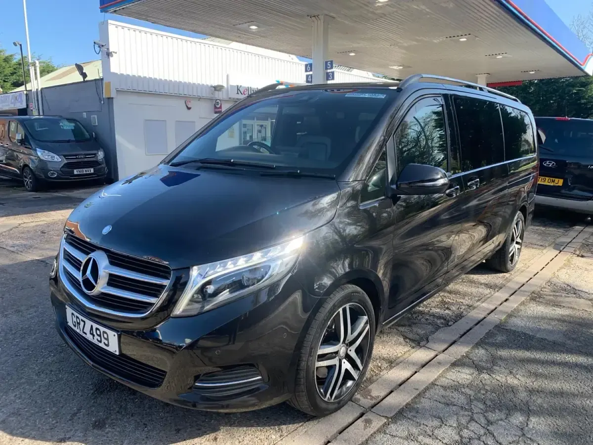 Usado Mercedes V250 2017 Preto Monovolume