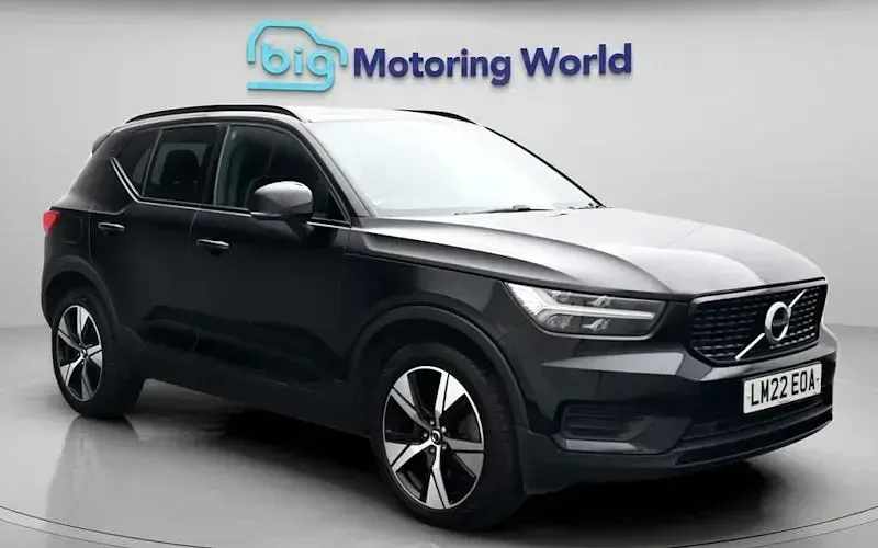 Used Volvo XC40 R-Design 262 HP (192 kW) 2021 SUV