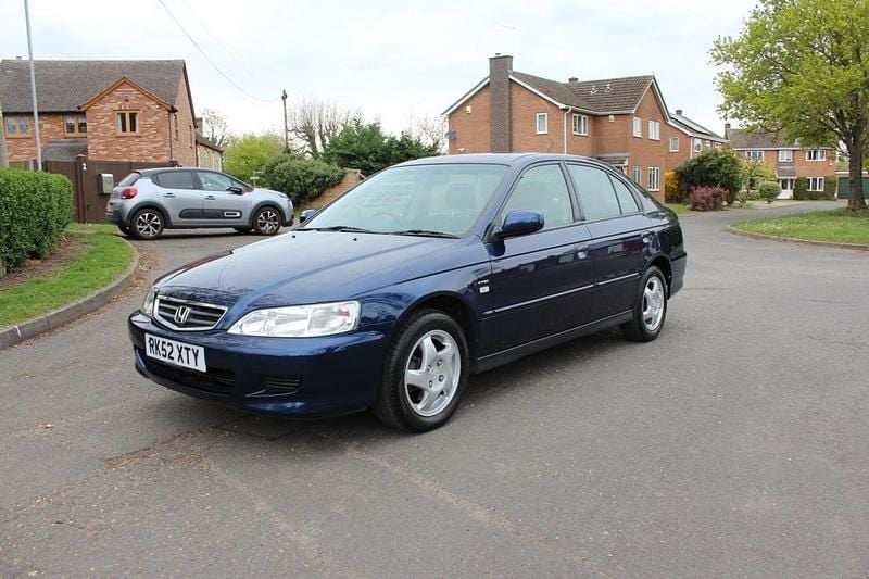 Used Honda Accord SE 147 HP (108 kW) 2002 Blue Hatchback