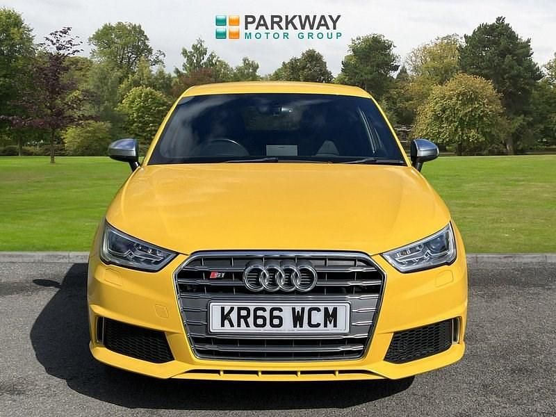 Used Audi S1 Comfort 231 HP (169 kW) 2016 Yellow Hatchback