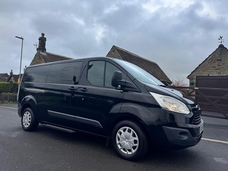 Black Used 2017 Ford Tourneo Zetec MPV | £13,990 (Fair price) - Image 1/4