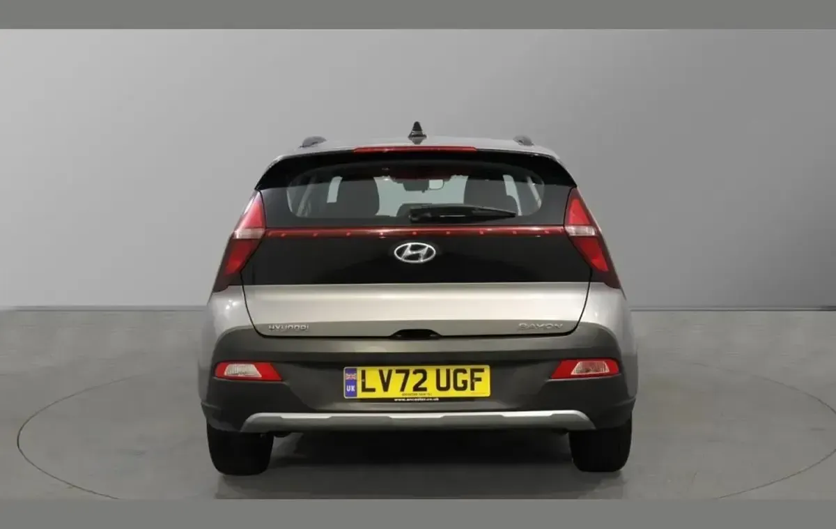 Used Hyundai Bayon SE 100 HP (73 kW) 2022 Brass SUV