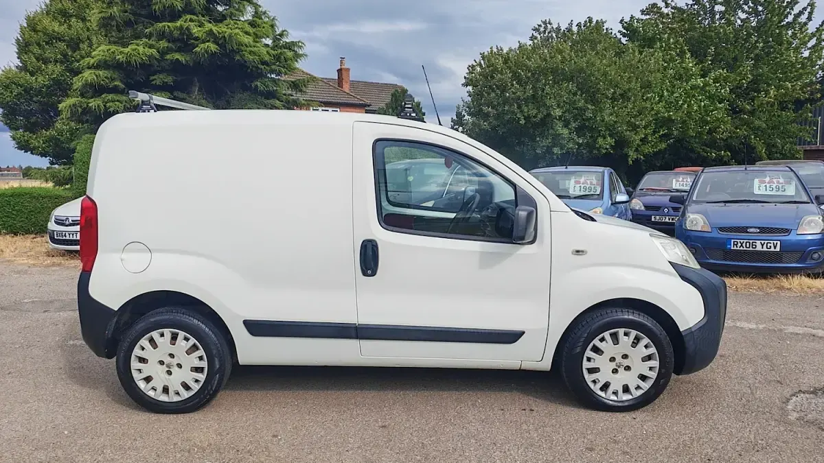 Used Peugeot Bipper 2011 White MPV