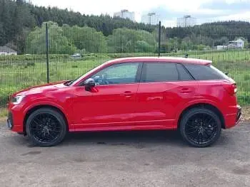 Used Audi Q2 Black Edition 150 HP (110 kW) 2021 Red SUV