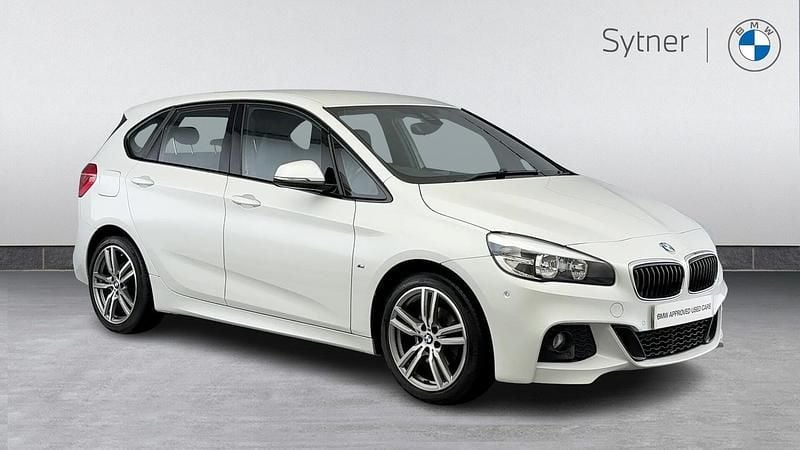 White Used 2017 BMW 218 Active Tourer M Sport MPV | £12,000 (Fair price) - Image 1/4