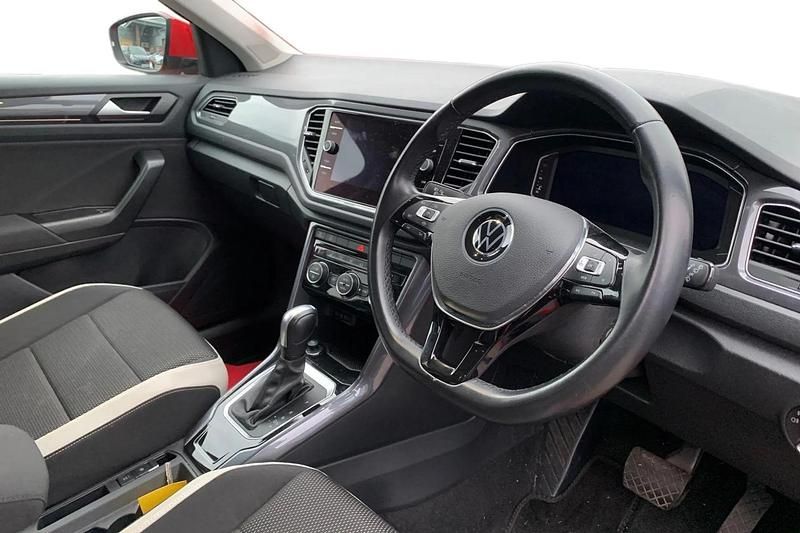 Used VW T-Roc SEL 150 HP (110 kW) 2021 Red SUV