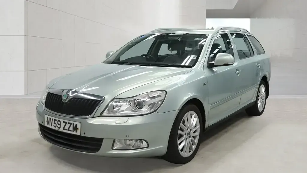 Used Skoda Octavia 2009 Green Estate