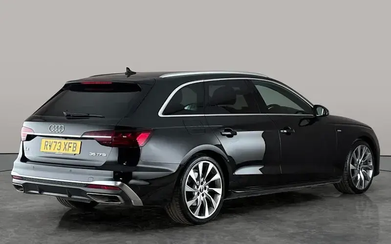 Used Audi A4 S-Line 150 HP (110 kW) 2023 Black Estate