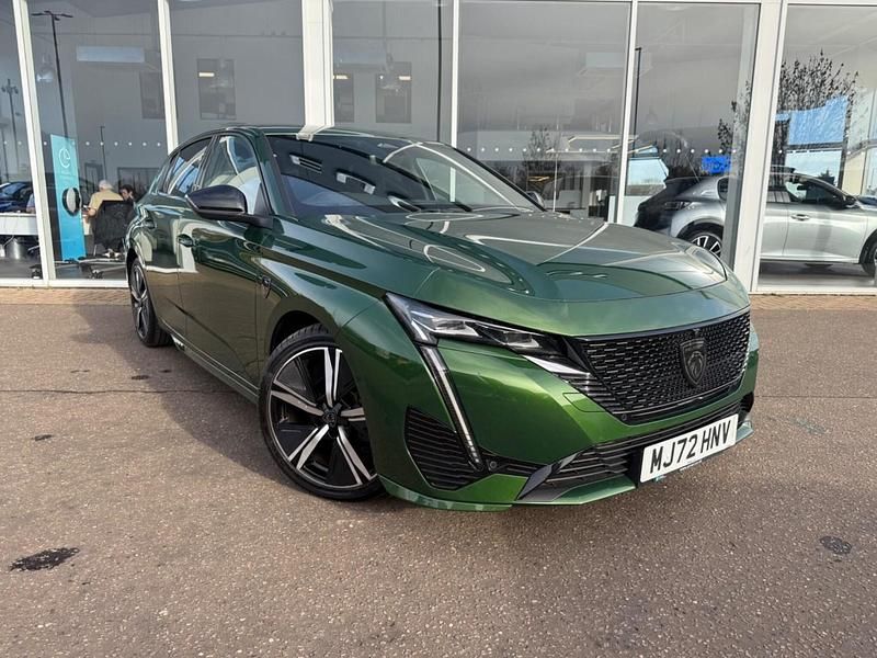 Used Peugeot 308 GT 129 HP (94 kW) 2022 Green Hatchback