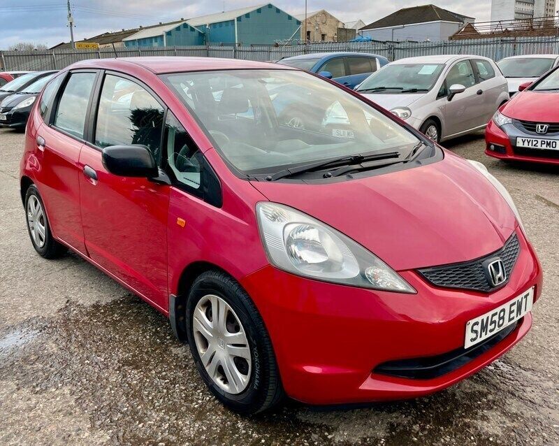 Red Used 2008 Honda Jazz S Hatchback | £2,250 (Fair price) - Image 1/4