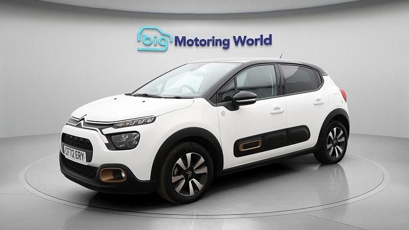 Used Citroën C3 PureTech 83 HP (61 kW) 2023 White Hatchback