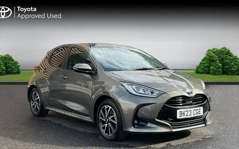 Used Toyota Yaris Hybrid Design 116 HP (85 kW) 2026 Hatchback
