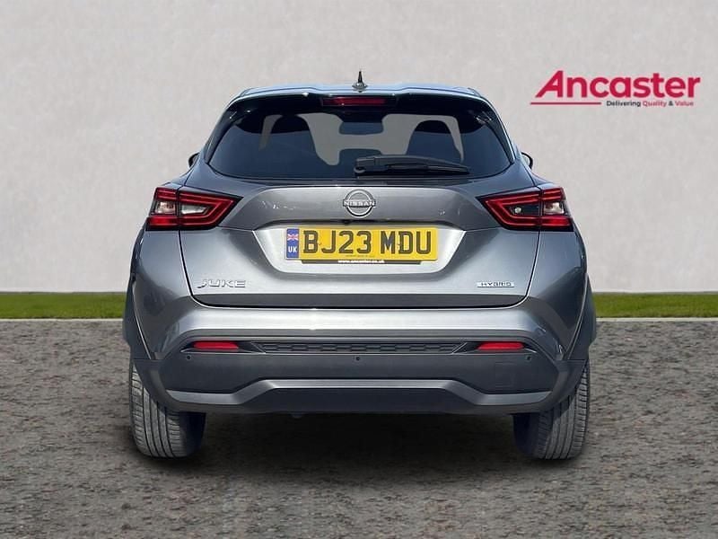 Used Nissan Juke N-Connecta 143 HP (105 kW) 2023 Grey SUV