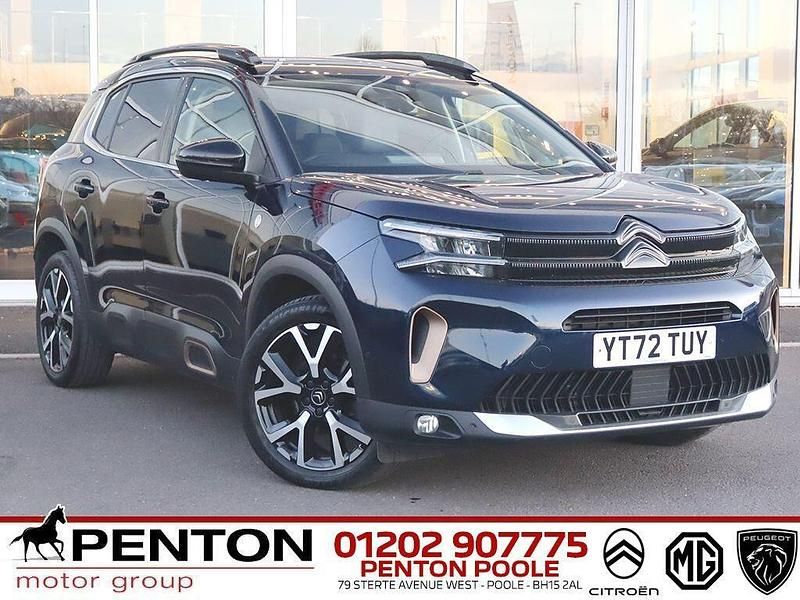 Blue Used 2023 Citroën C5 PureTech Hatchback | £20,490 (A bit pricey) - Image 1/4