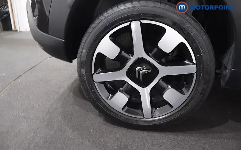 Used Citroën C4 Flair 110 HP (80 kW) 2019 Black SUV