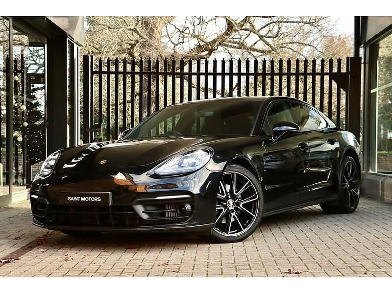 Used Porsche Panamera 330 HP (242 kW) 2021 Black Hatchback