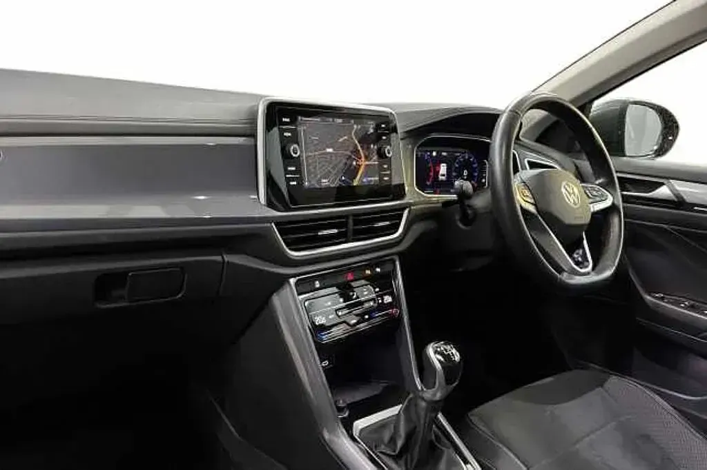 Used VW T-Roc 110 HP (80 kW) 2022 SUV
