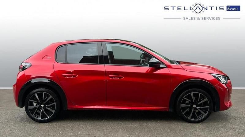 Used Peugeot 208 GT 99 HP (72 kW) 2023 Red Hatchback