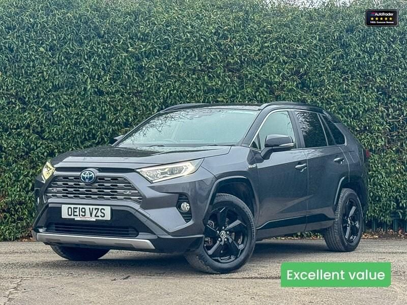 Grey/black Used 2019 Toyota RAV4 Estate | £21,990 (Fair price) - Image 1/4