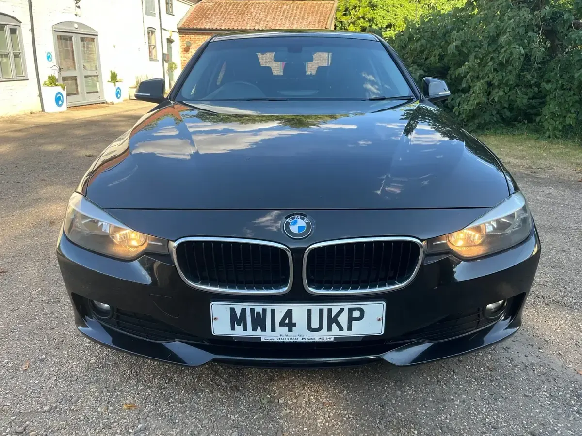 Used BMW 320 Efficient Dynamics 2014 Black Sedan