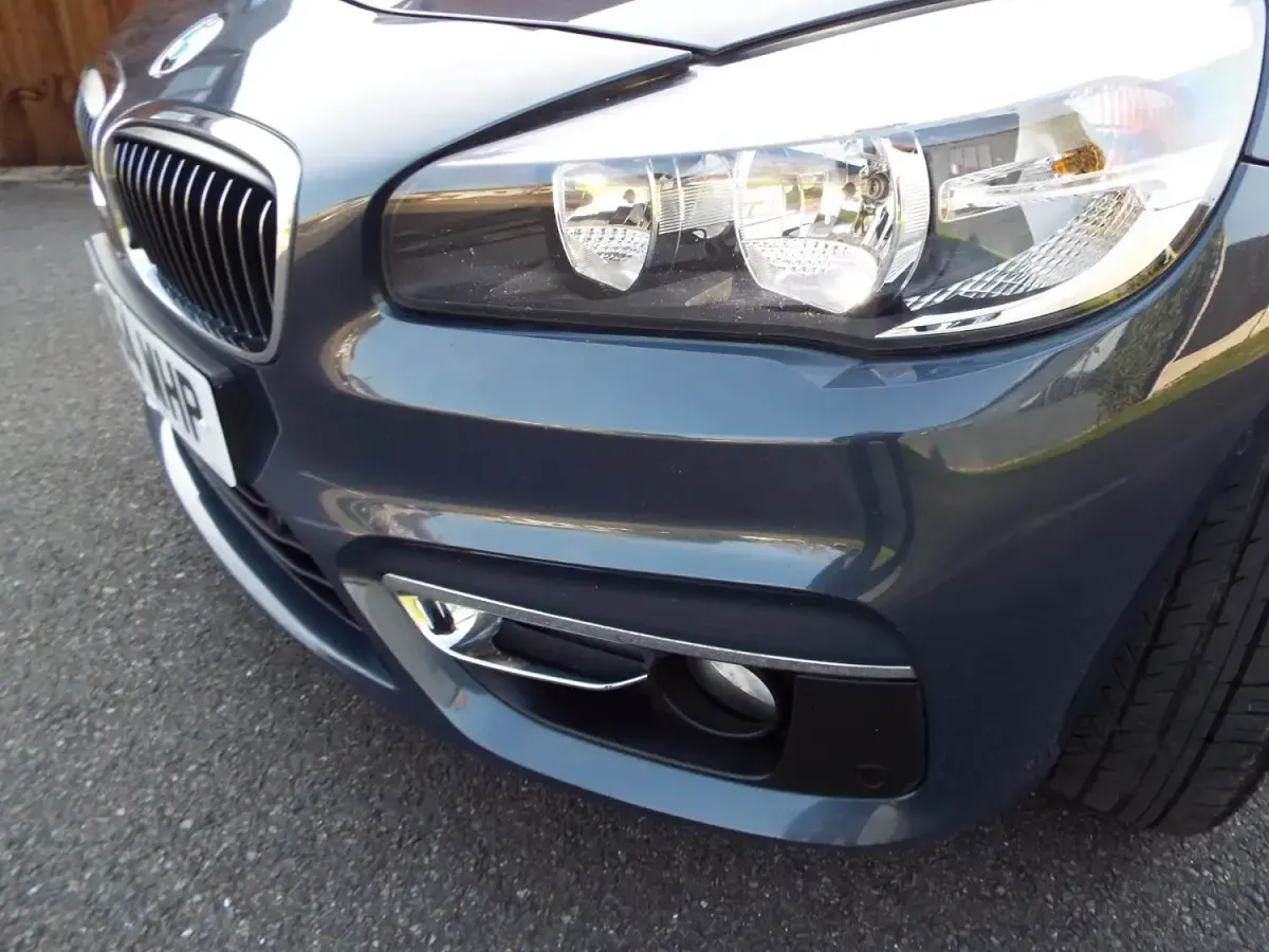 Usado BMW 218 Luxury Line 2014 Gris Utilitario