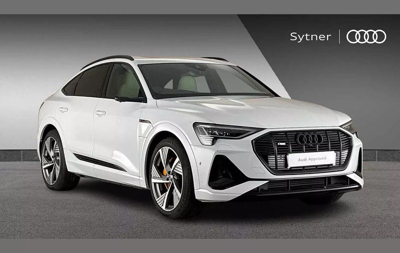 White Used 2022 Audi e-tron Sportback Advanced SUV | £38,000 (Expensive) - Image 1/4