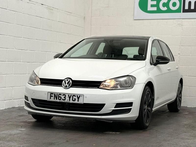 Used VW Golf VII SE 122 HP (89 kW) 2013 White Hatchback